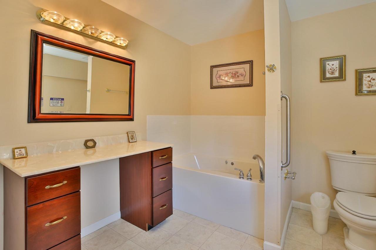 Purcellville Home Bagian luar foto